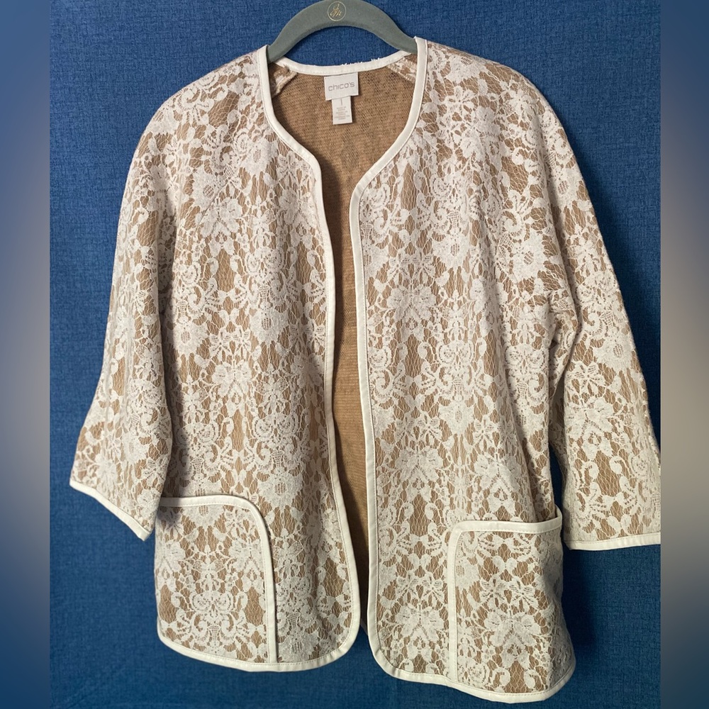 CHICOS White Lace Two Pocket Jacket